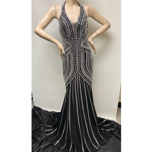 MON CHERI Ellie Wilde Halter neck glass beads formal mermaid long gown - Picture 1 of 14